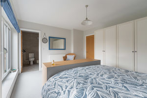 Photo 32- click for photo gallery